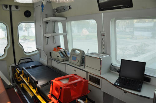 聊城救护车内部